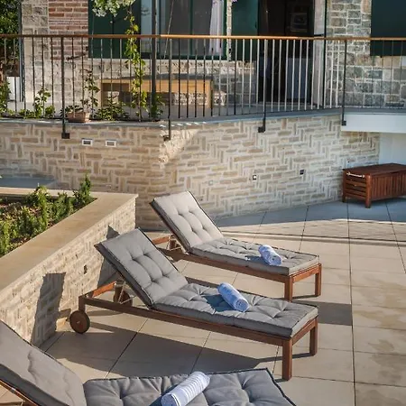 Villa Manda Korina *