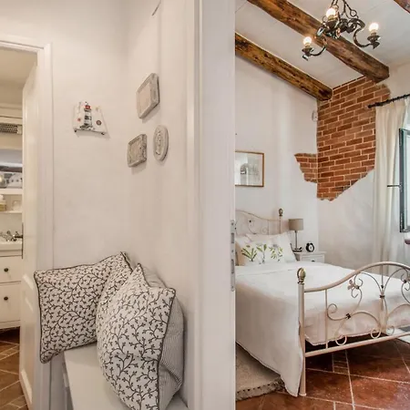 Manda Korina Villa Klis