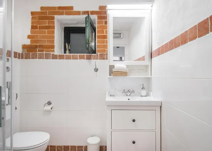 Manda Korina Villa Klis